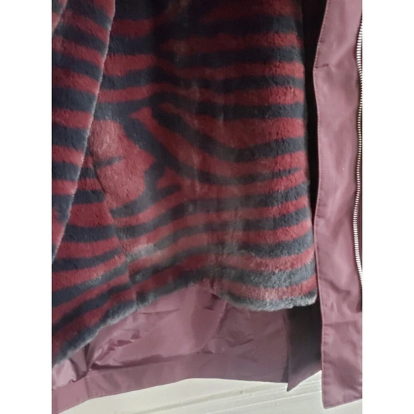 Express Jacket Women's Small Wine Faux Fur Hood Removable Zebra Liner N… - Picture 5 of 10